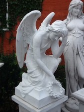 Gartenfiguren, Engelsfigur, Grabengel 81 cm, Steinguss, Skulpturen, Steinfigur