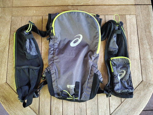 Asics laufrucksack schwarz - laufrucksack,