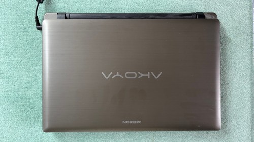 Medion akoya e6240t - akoya, –