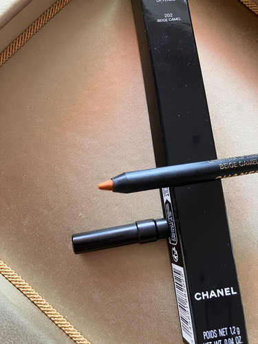 Chanel crayon levres - le,