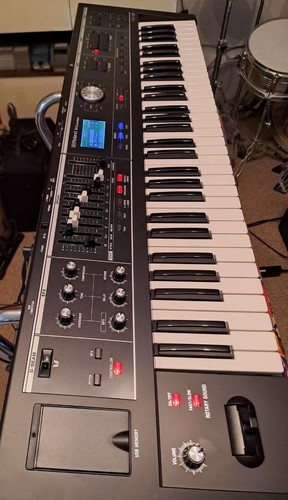 Roland b live - roland, 09-b