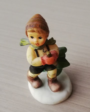 Hummel Junge Tannenbaum