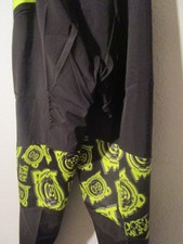 Wunderschöne Trainingshose