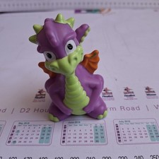 Fisher-Price 2009 Little People Drachen Puppe lila grün Burg Drache