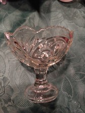 Fußschale Preßglas Antik Fleur de Lys Lilie Ornament