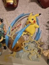 Pikachu Figur