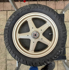 Suzuki Epicuro UC 125 AX   Vorderrad / Felge