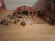 Schleich Pferdehof Mit Viel