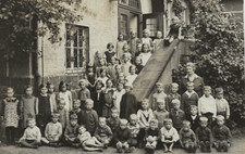 61/344 AK FOTO SCHULE KRONACH JAHR 1931 HISTORISCHE KLEIDUNG UND FRISUREN KINDER