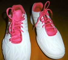 K-SWISS Hallentennisschuhe, DamenGr. 41, made in China, kaum getragen