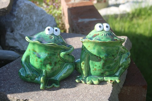 Kleiner frosch aus - kleiner, keramik