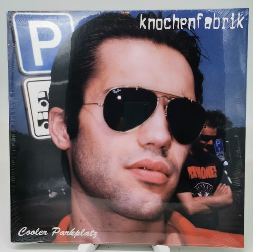 Knochenfabrik cooler parkplatz - knochenfabrik,