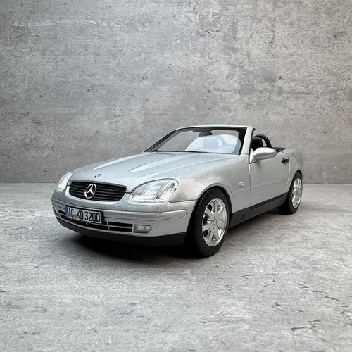 Mercedes benz slk - 1:18, 1996