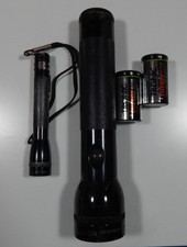 MAG-Lite 2x Taschenlampe Police-Vintage Mini und Groß Stablampe mit 2 Akkus