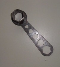 Zündkerzenschlüssel SW 18mm Kerzenschlüssel 18 Bordwerkzeug Trabant B1000 AWE