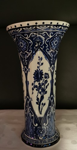 Boch royal sphinx delft - delft, vase