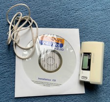 MP3 Player Creative MuVo V200 1GB weiß +Gürtelclip + Installations CD + FM Radio