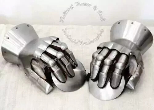 Mittelalterlich gothic - mittelalterlich,