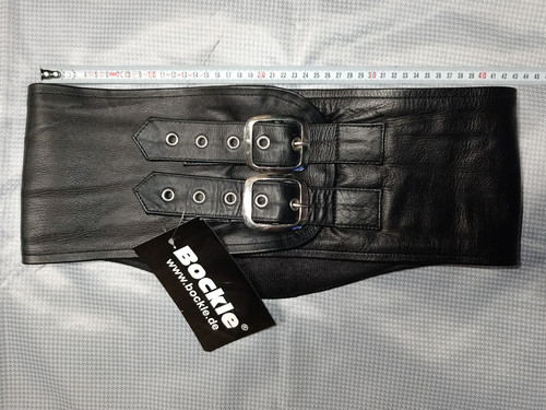 0670 w33 bockle kidney - 0670, belt