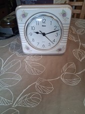 MEBUS Quartz-Küchenuhr Mid Century aus den 70er Jahren – Keramik Funktioniert 