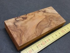 Kantholz aus Olivenholz zum