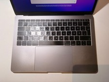 Apple MacBook Pro 13" 2017 mit