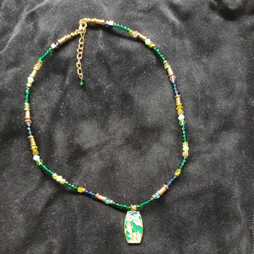 Collier aus smaragd saphir - collier, smaragd,