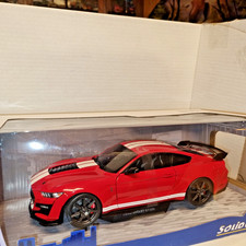 Solido 1:18: Ford Mustang