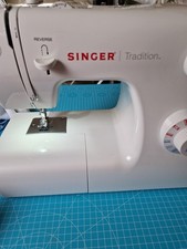 SINGER Tradition 2259 19 Nähprogramme Nähmaschine - Weiß