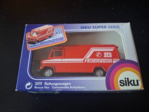 Siku 2011 rettungswagen - 2011,