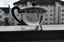 neuwertige Bodum Teekanne