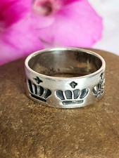 Zauberhafter älterer Ring