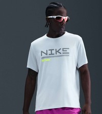 Nike Dri-FIT UV Miler