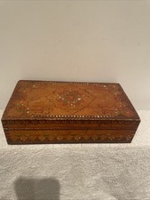 Vintage Holzschatulle Schmuckschatulle geschnitzt und bemalt Dekoration