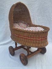 ALTE PUPPENWIEGE AUS