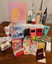 Glossybox, Burberry Goddess, Rituals, Estee Lauder, La Roche-Posay