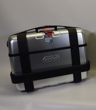 Givi - Topcase Trekker 33