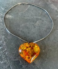 Großes Bernstein Herz 4 x 4,5