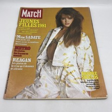 VINTAGE PARIS MATCH  1981