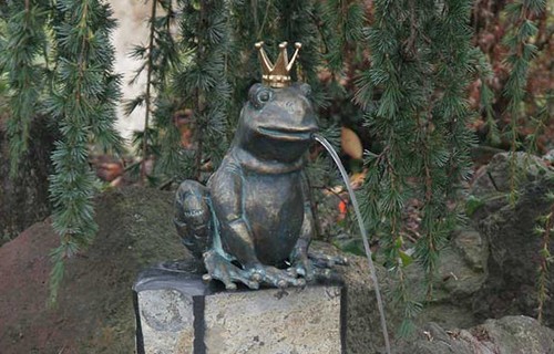 Bronzefigur wasserspeier - bronzefigur,