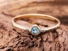 9ct Gelbgold Blue Topas &