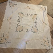 Vintage / Tischdecke mit Stickerei, ca 120 X120 cm, Markenlos