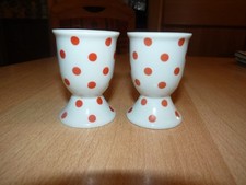 Eierbecher Porzellan 2 Stück weiß mit Punkten rot / orange