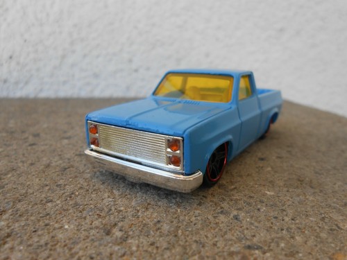 83er chevrolet silverado - ",