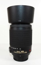 Nikon AF-S 55-200 mm 4.0-5.6 VR DX G IF ED Objektiv mit Gegenlichtblende *