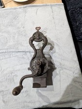 Antike Triton Varietas Reibe