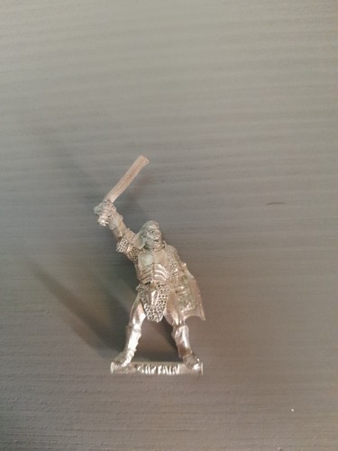 Uruk hai hauptmann - hauptmann, isengard
