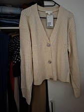 Cardigan mit Strassknöpfen