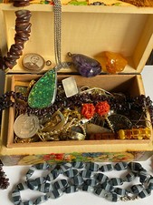 Antik - und Modeschmuck viele