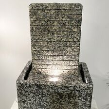 Zimmerbrunnen, Wasserwand Grey